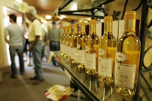 DeBorotli Wines